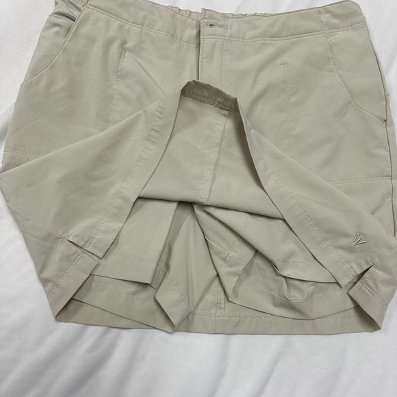 White sierra skort - Picture 2 of 4